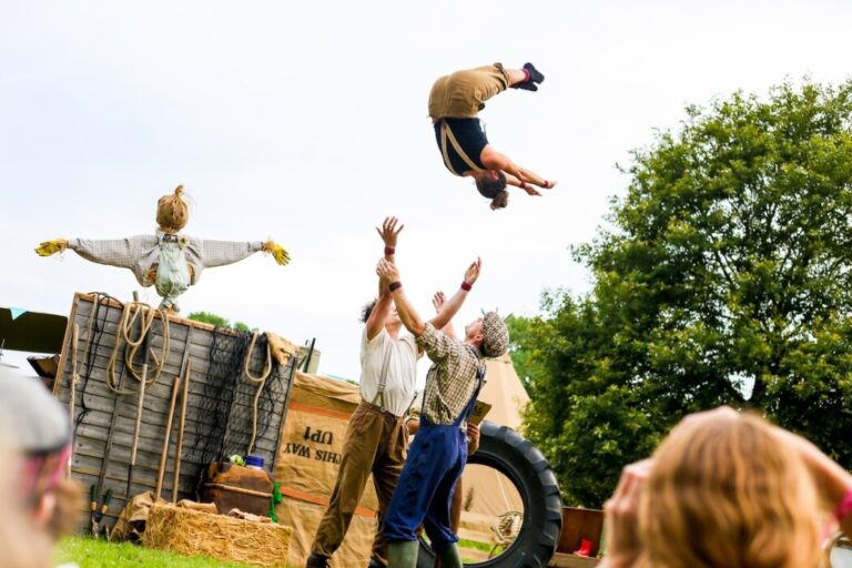 Farm Yard Circus