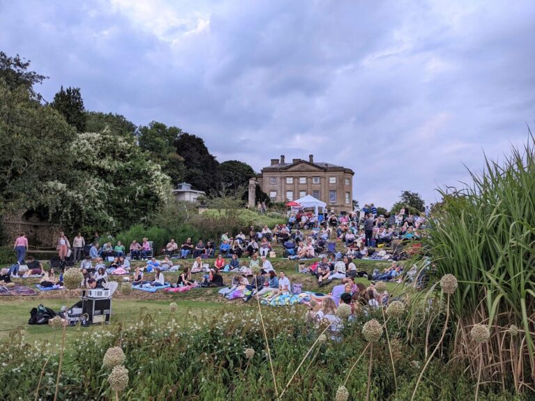 Outdoor theatre