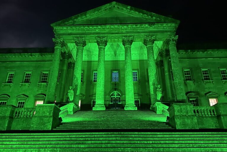 Prior park mansion green for mito