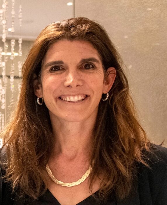 Bex burton, ceo i can & i am