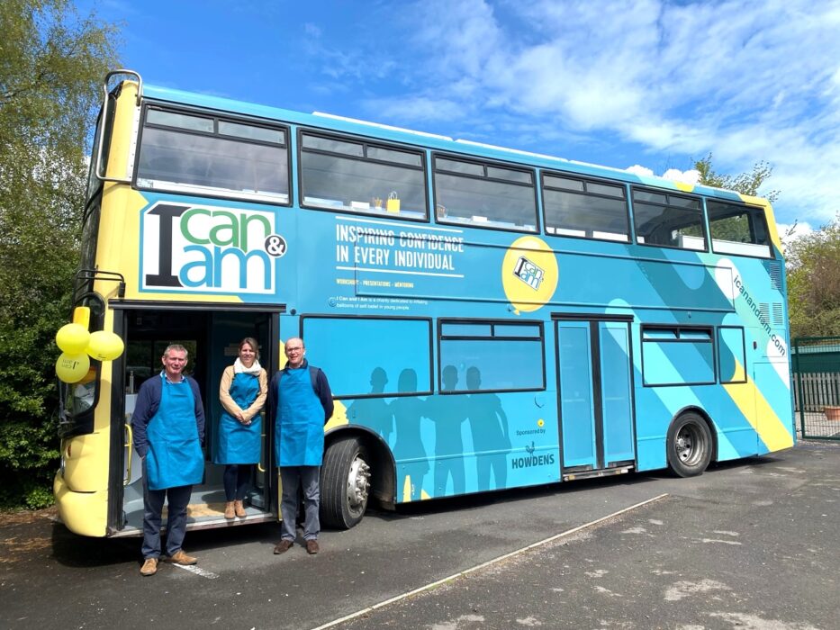 I can & i am bus