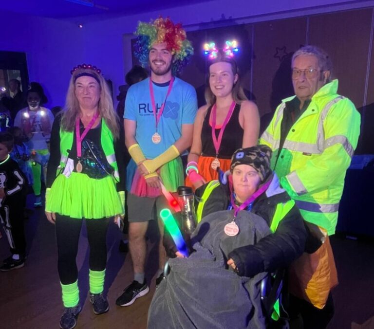 Ruhx glow run