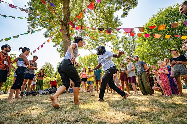 Womadfrihealthwellbeingatmosrm3