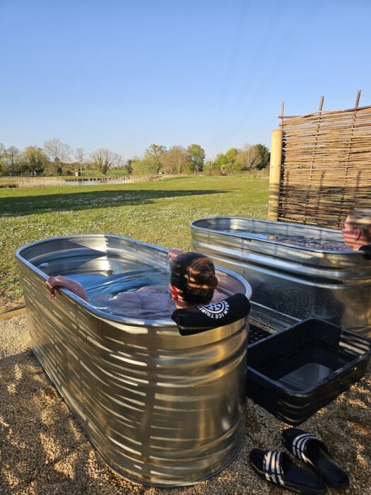 Plunge pools black swan sauna