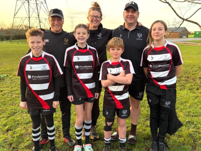 Chippenham RFC’s Under 11s have received a welcome boost thanks to a £1,000 donation from Persimmon Homes Wessex.