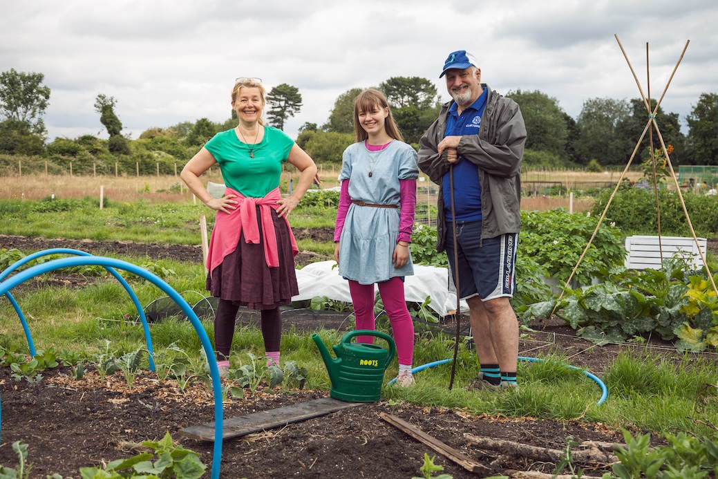 Roots Allotments bath