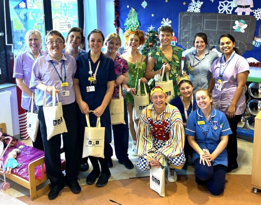 Stars of the Theatre Royal Bath pantomime paid a special festive visit to the Children’s Ward at Bath’s Royal United Hospital, spreading Christmas cheer to young patients and their families.