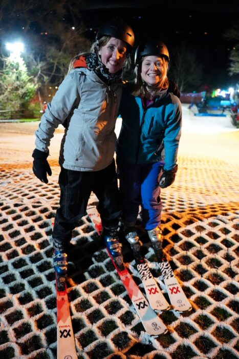 Our review of Mendip Activity Centre’s Après Ski Fridays, with floodlit skiing, live music, pizza and a fun end to the working week for families.