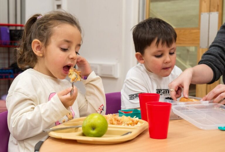 More schools in Bath and North East Somerset will offer free breakfast clubs from April, helping families save money and supporting children’s learning.