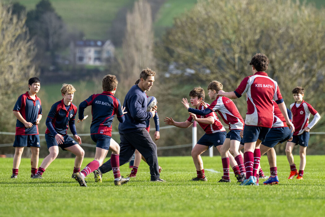 England rugby legend Jonny Wilkinson delivered a coaching masterclass to pupils at King Edward’s School, Bath, in partnership with the Global Rugby Players Foundation.