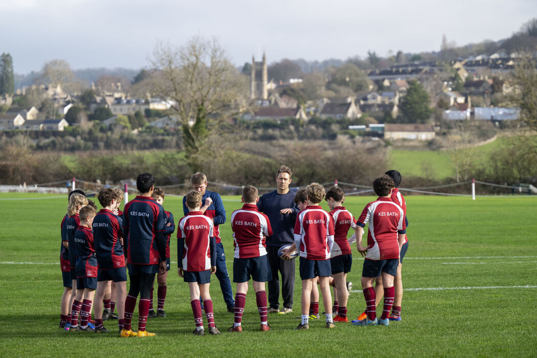England rugby legend Jonny Wilkinson delivered a coaching masterclass to pupils at King Edward’s School, Bath, in partnership with the Global Rugby Players Foundation.