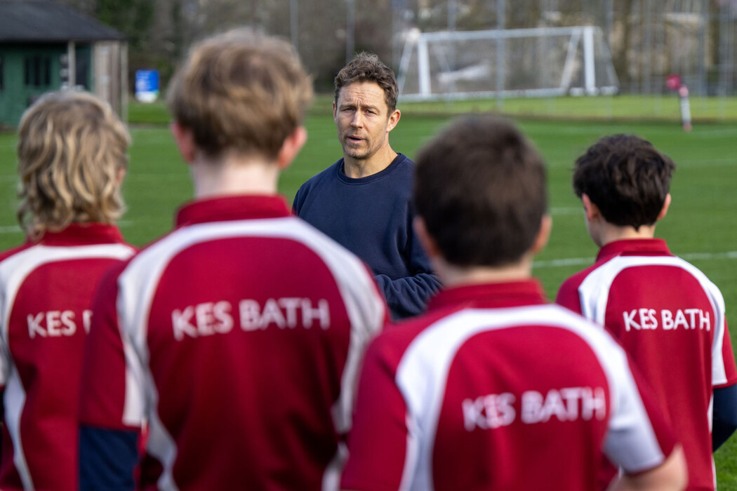 England rugby legend Jonny Wilkinson delivered a coaching masterclass to pupils at King Edward’s School, Bath, in partnership with the Global Rugby Players Foundation.