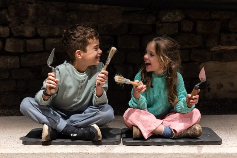 Discover February half term family activities at the Roman Baths and Victoria Art Gallery, with Roman history, crafts and creative fun in Bath.