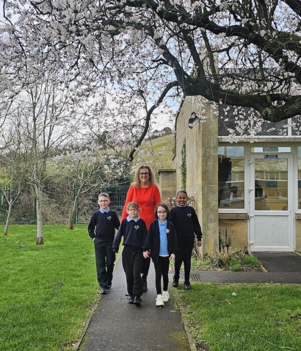 Ofsted praises Roundhill Primary School in Bath as welcoming and ambitious, confirming it is no longer in Special Measures.