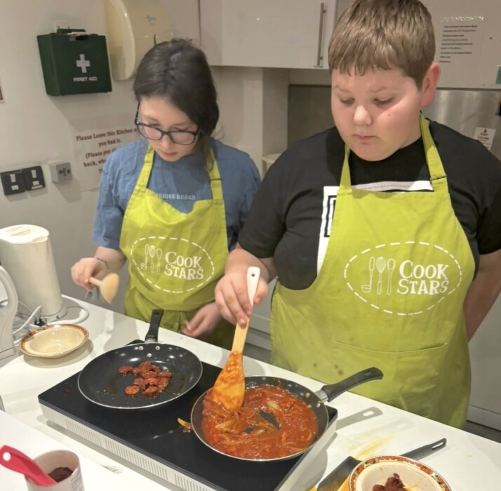 Children’s cooking classes from Cook Stars are coming to Bath and Chippenham, building confidence, creativity and life skills in a fun, supportive setting.