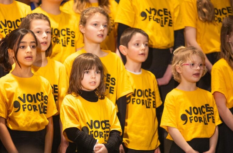 A Wiltshire children’s choir will perform with Seth Lakeman at Corsham’s Blue Sky Festival this June in an exciting debut for young singers.