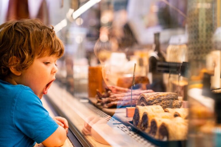 Families can enjoy £3 children's breakfasts and lunches throughout the summer holidays at Flourish Foodhall & Kitchen in Saltford and Norton St Philip.