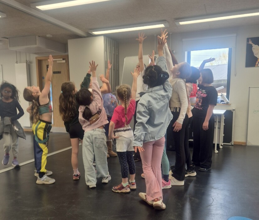 Bath mum Quen shares how The Performing Arts Institute has helped her daughters build confidence, friendships and a love of performing.