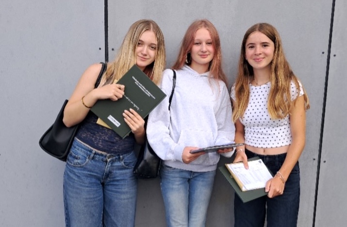Wellsway School students are celebrating excellent GCSE results, with strong performances in English and Maths and a host of outstanding individual achievements.