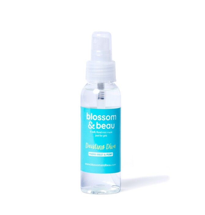Wiltshire mum Amanda Johnson has expanded her award-winning blossom & beau range with a natural body mist designed for tween and teen girls.