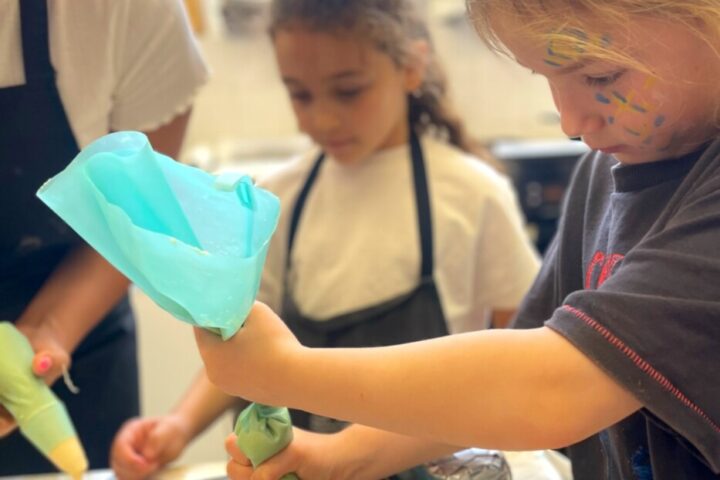 Bath Community Kitchen is opening an autumn pop-up at Shires Yard in Bath with family workshops, cookery courses, brunches and a weekly lunch club.