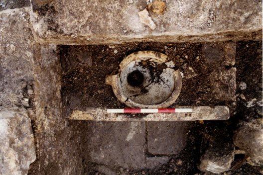 The Roman Baths Archaeological excavation at Walcot Street Bath 1999 TBY00 2001 7 6 2