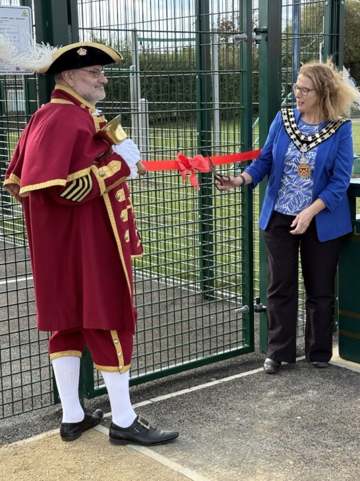 Royal Wootton Bassett Academy students are first to play on a new public basketball court at Showfield Park, providing a boost for local sport.