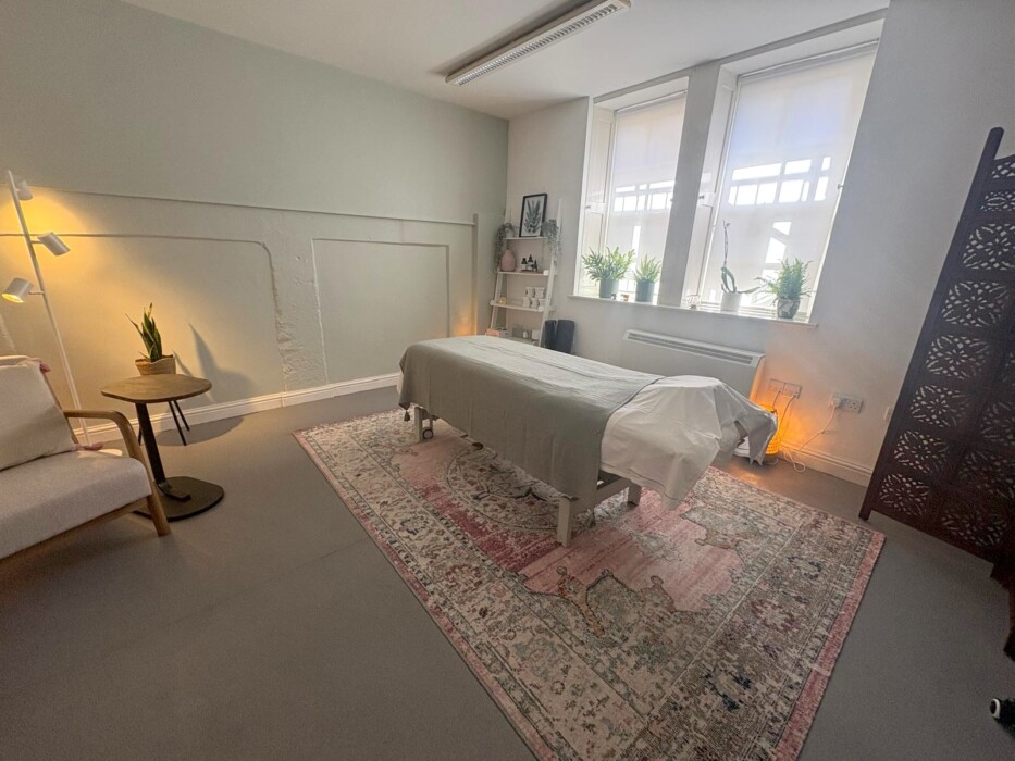 Discover The Bath Massage Company's new chapter, offering sports, deep tissue, holistic, pregnancy and post-natal massage in the heart of Bath.
